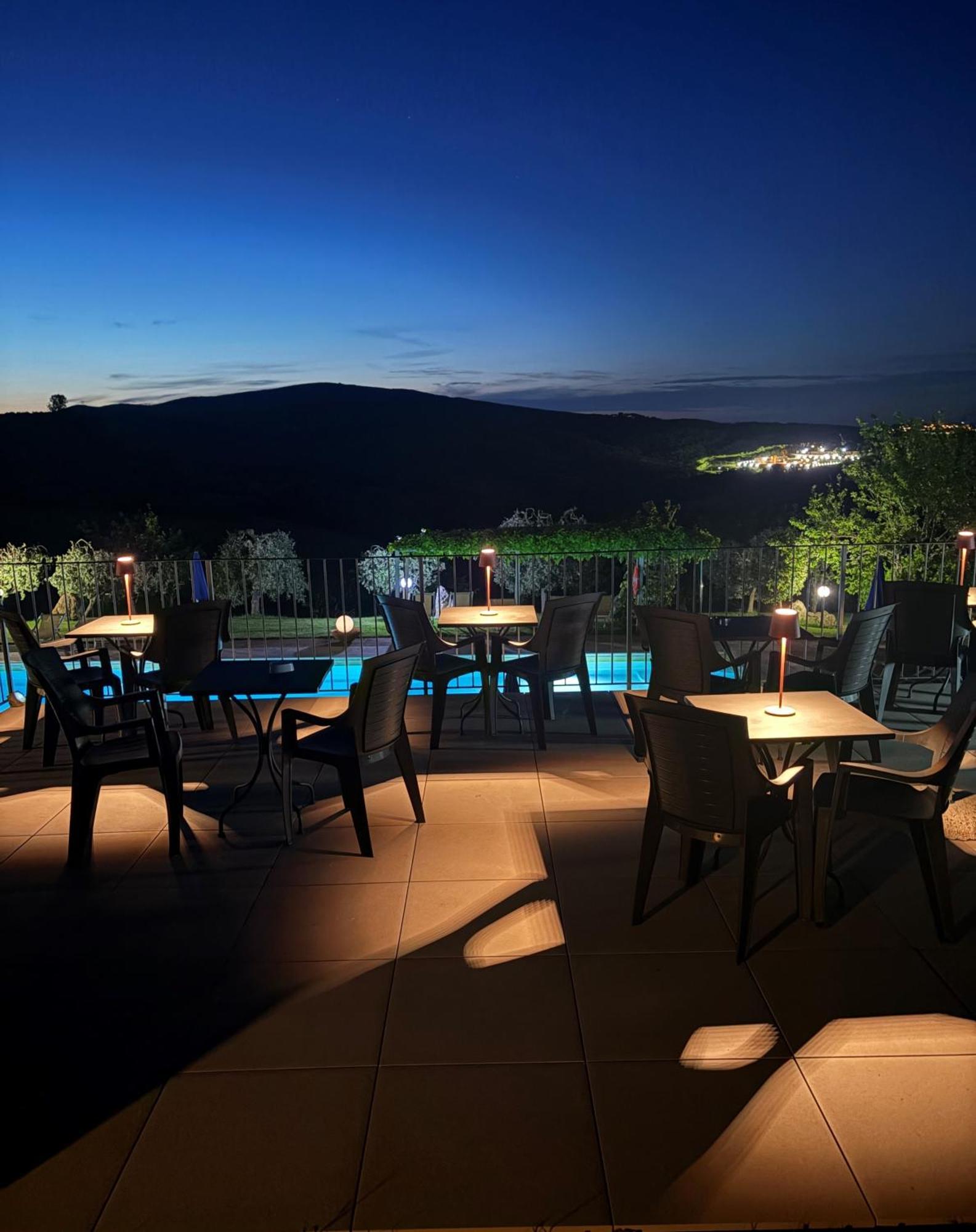 Antico Borgo Il Cardino Bed & Breakfast San Gimignano Eksteriør bilde